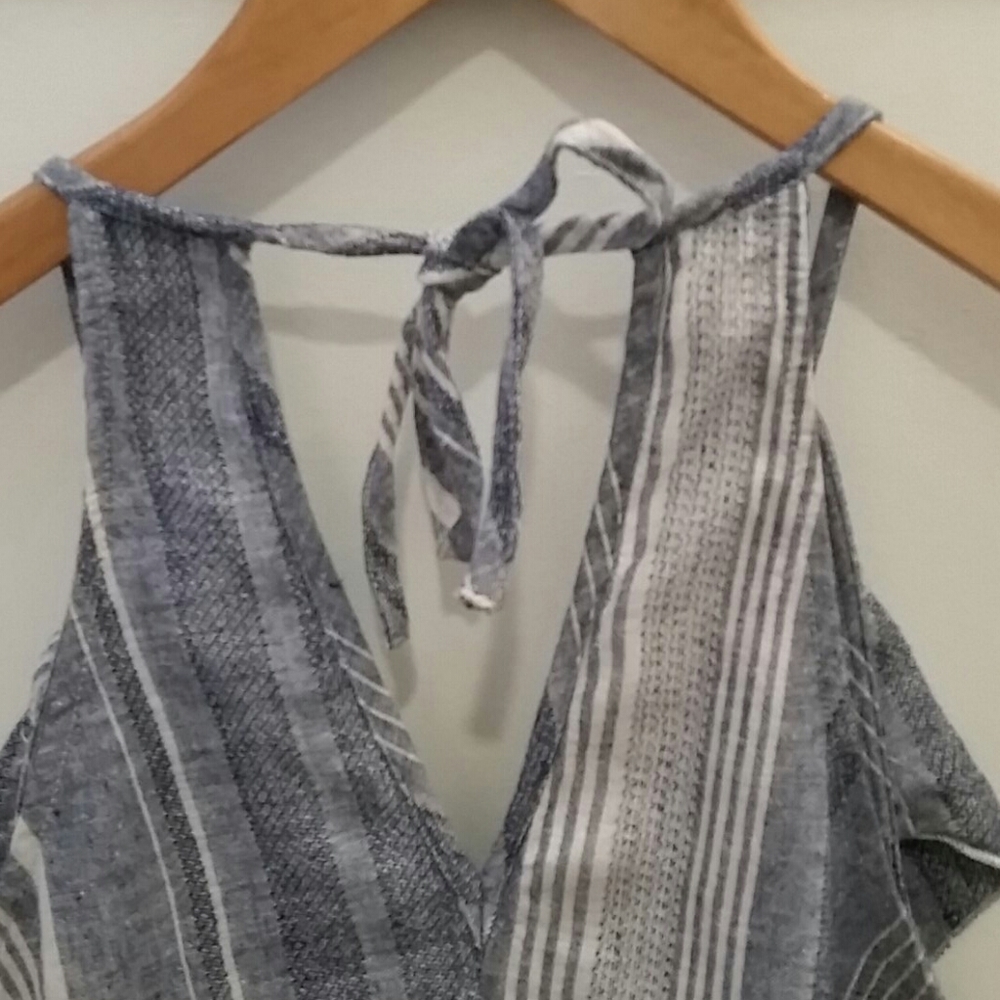 Sloane Ranger Linen Blend Chambray Ruffled Tank - Picture 5 of 6